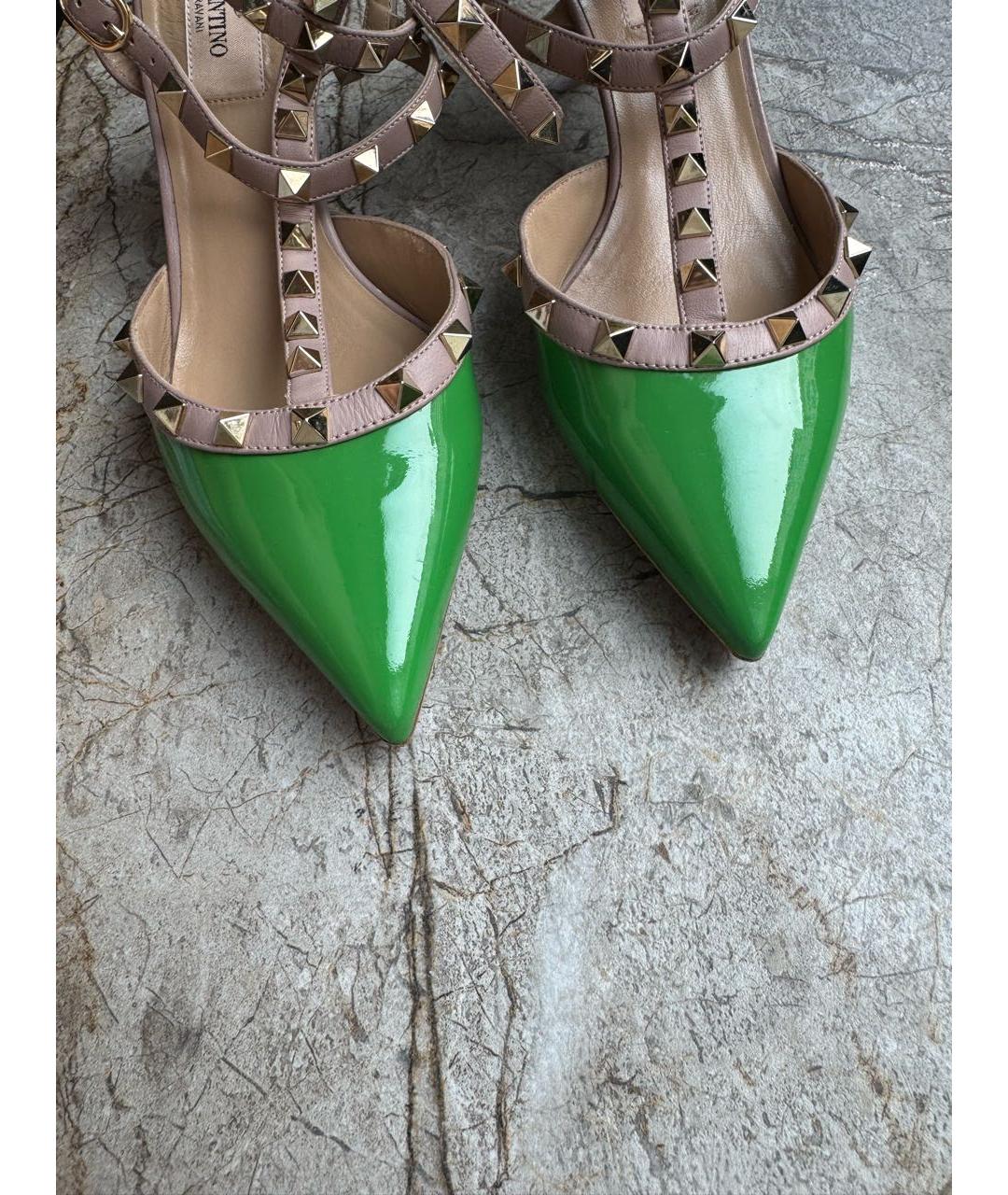 VALENTINO Зеленые босоножки из лакированной кожи, фото 2