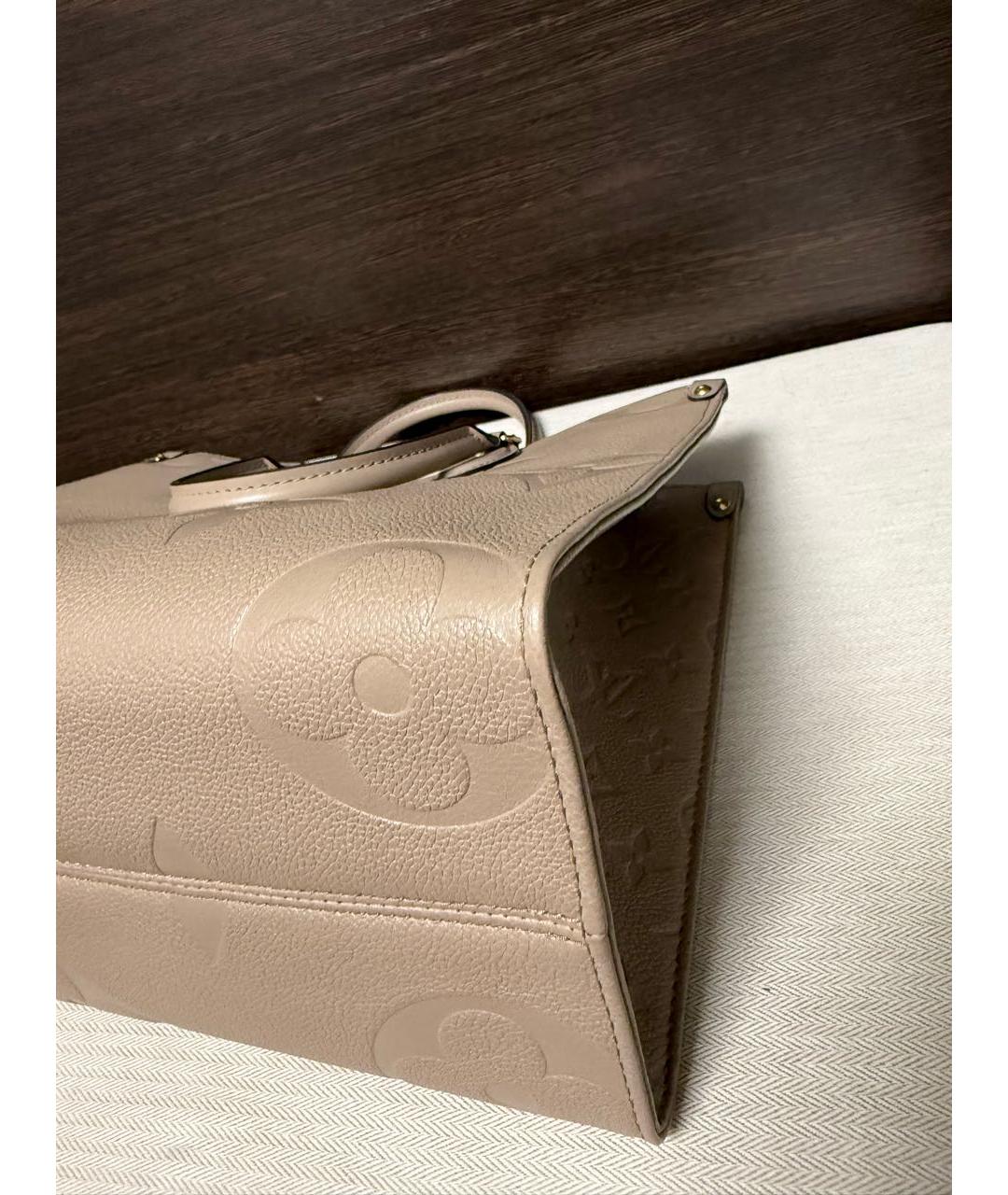 LOUIS VUITTON Бежевая кожаная сумка с короткими ручками, фото 4