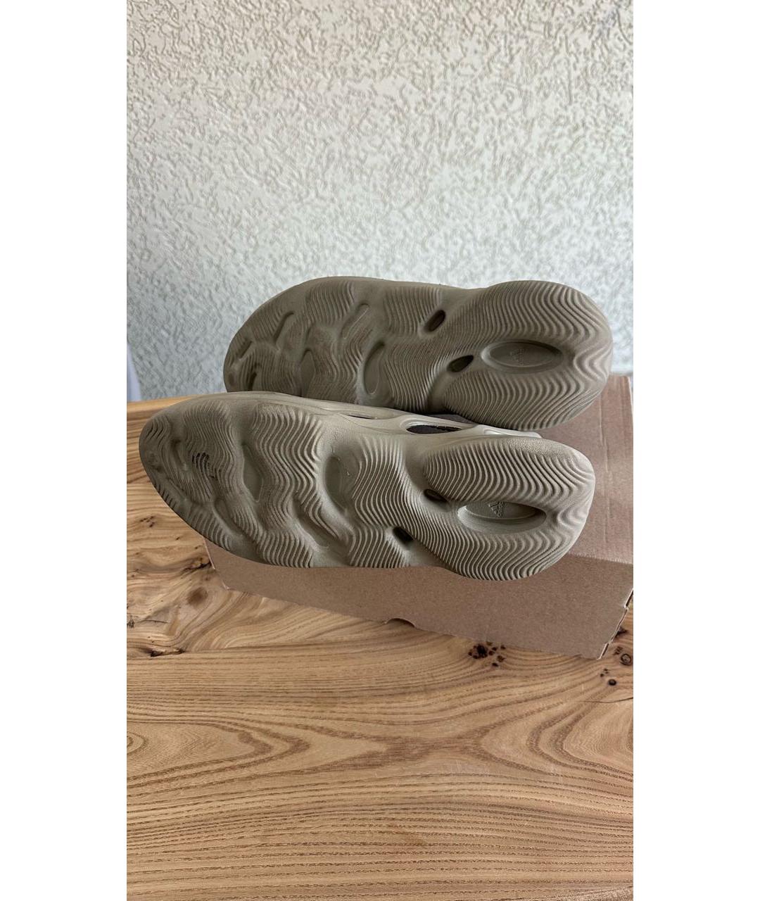 ADIDAS YEEZY Бежевые резиновые низкие кроссовки / кеды, фото 8