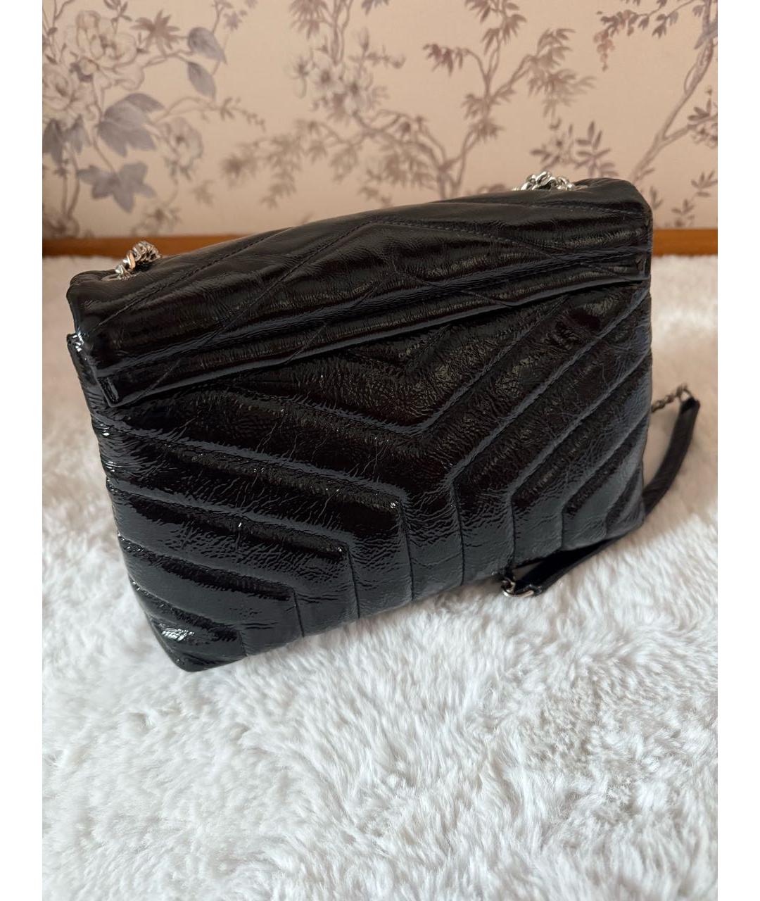 SAINT LAURENT Черная сумка через плечо из лакированной кожи, фото 3