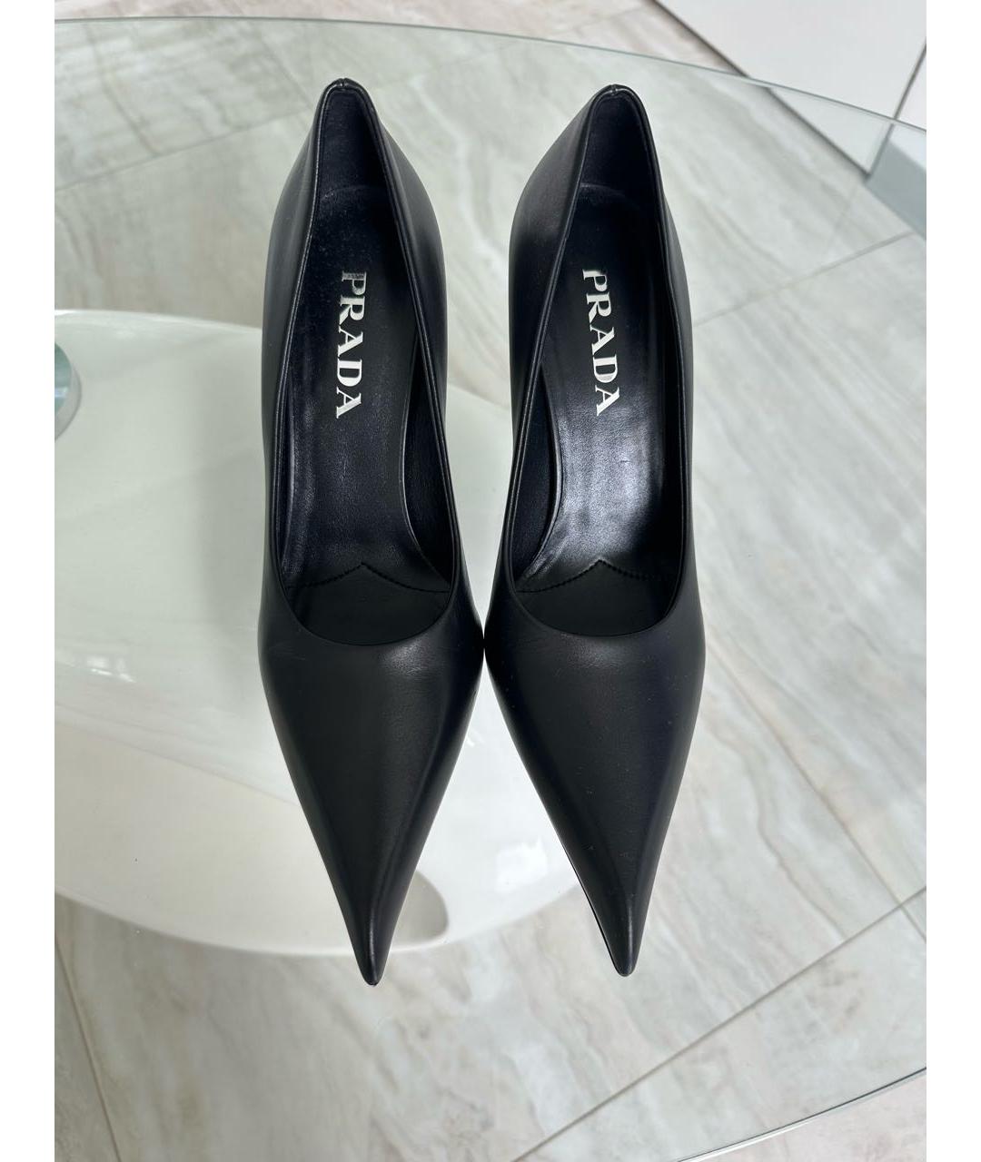 PRADA Черные кожаные лодочки на низком каблуке, фото 2