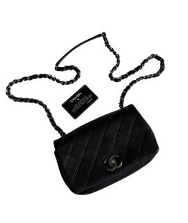CHANEL Сумка через плечо