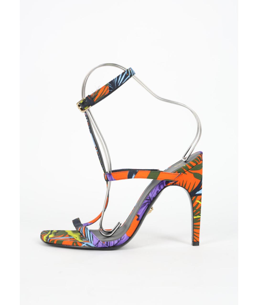 VERSACE Мульти текстильные босоножки, фото 6