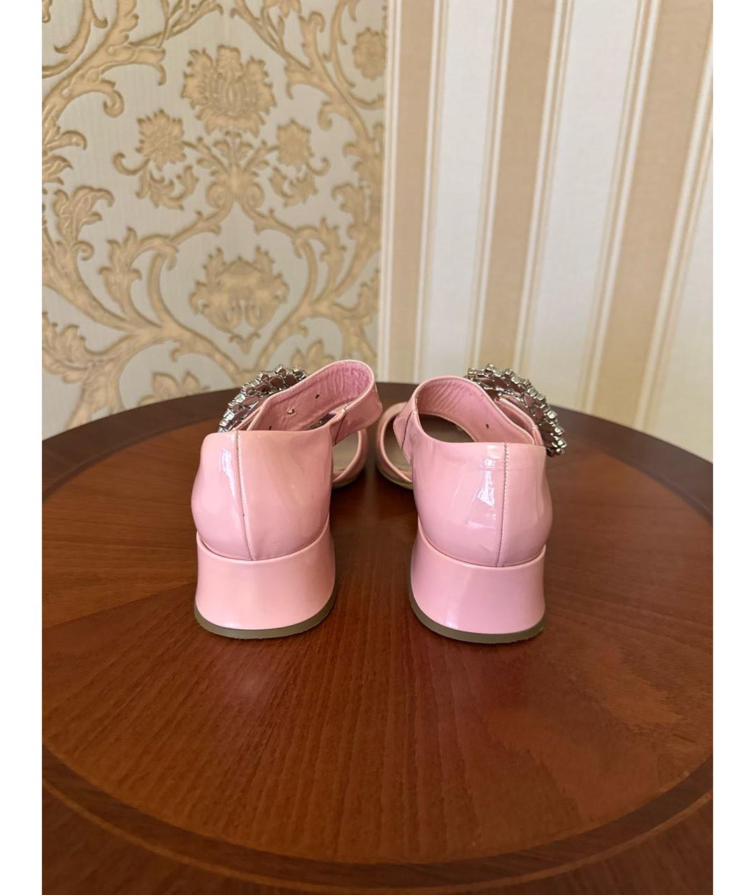 MIU MIU Розовые туфли из лакированной кожи, фото 4