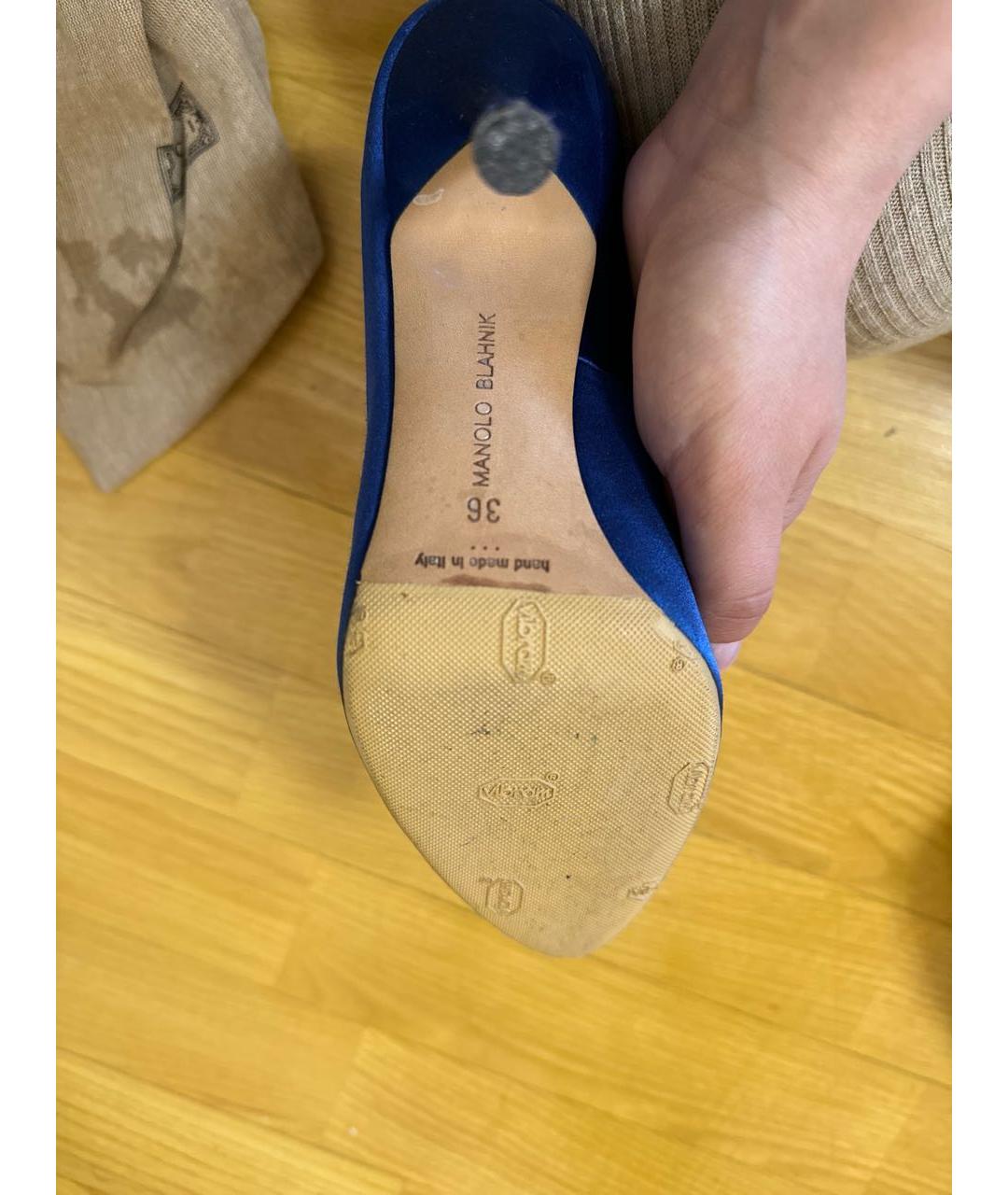 MANOLO BLAHNIK Синие текстильные туфли, фото 5