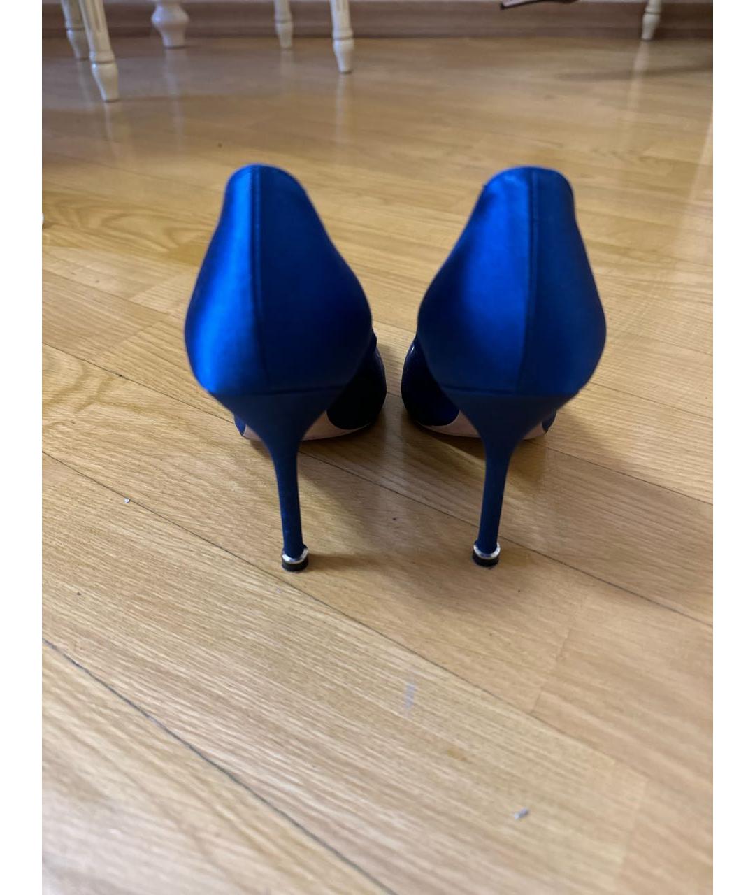 MANOLO BLAHNIK Синие текстильные туфли, фото 4