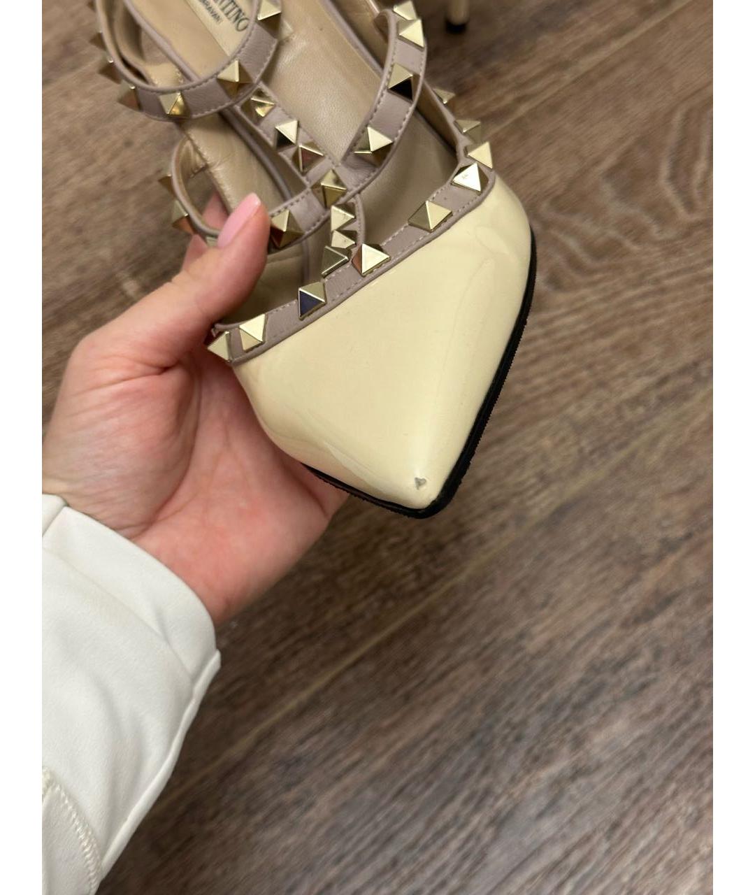 VALENTINO Белые туфли из лакированной кожи, фото 5