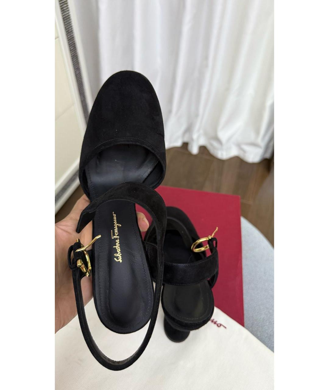 FERRAGAMO Черные замшевые туфли, фото 3