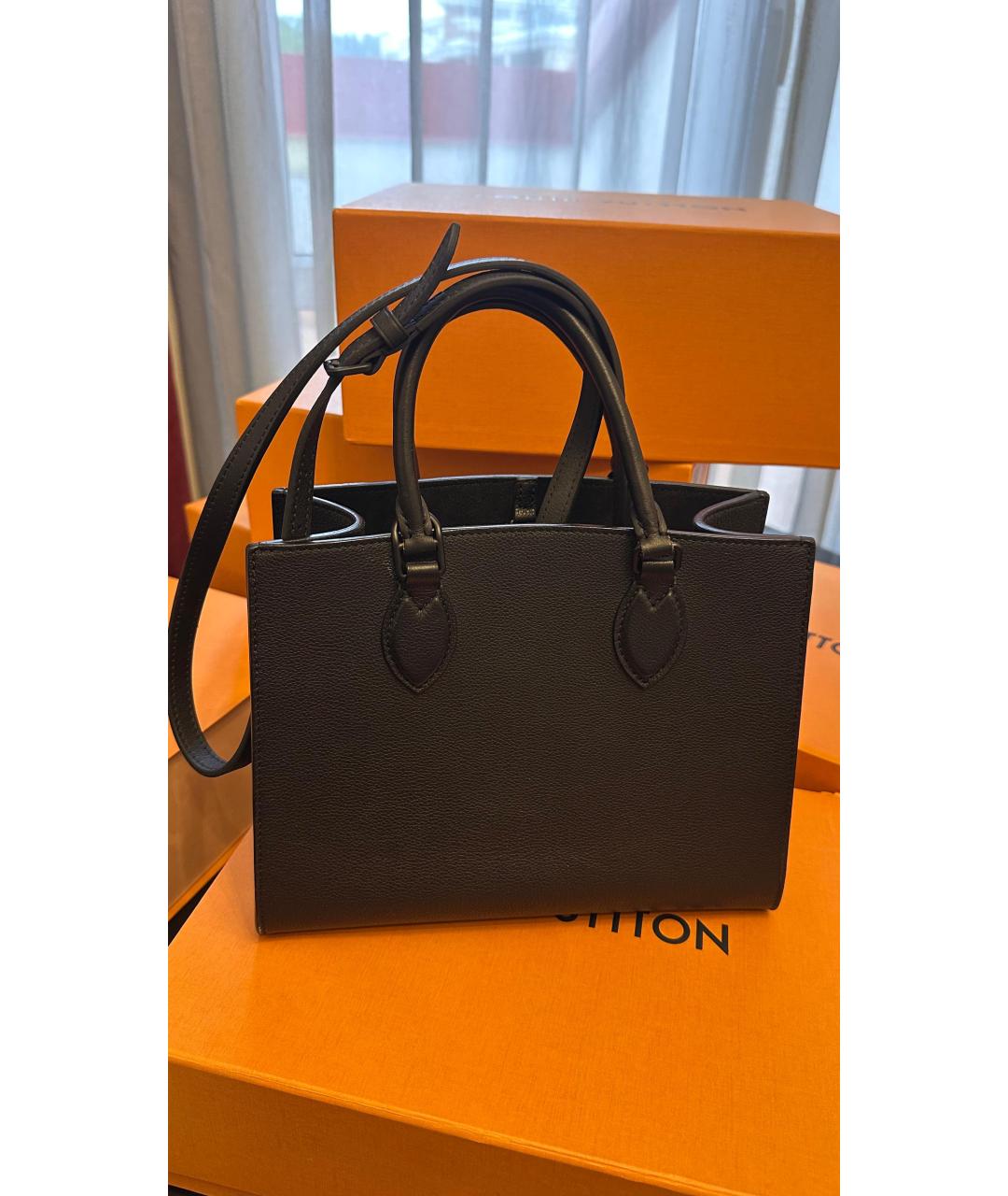 LOUIS VUITTON Черная кожаная сумка тоут, фото 2