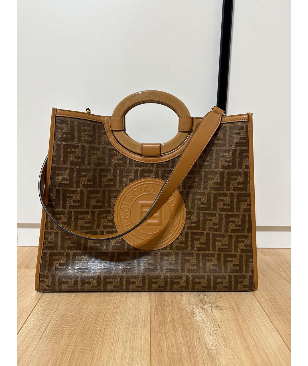 FENDI Коричневая сумка тоут, фото 2