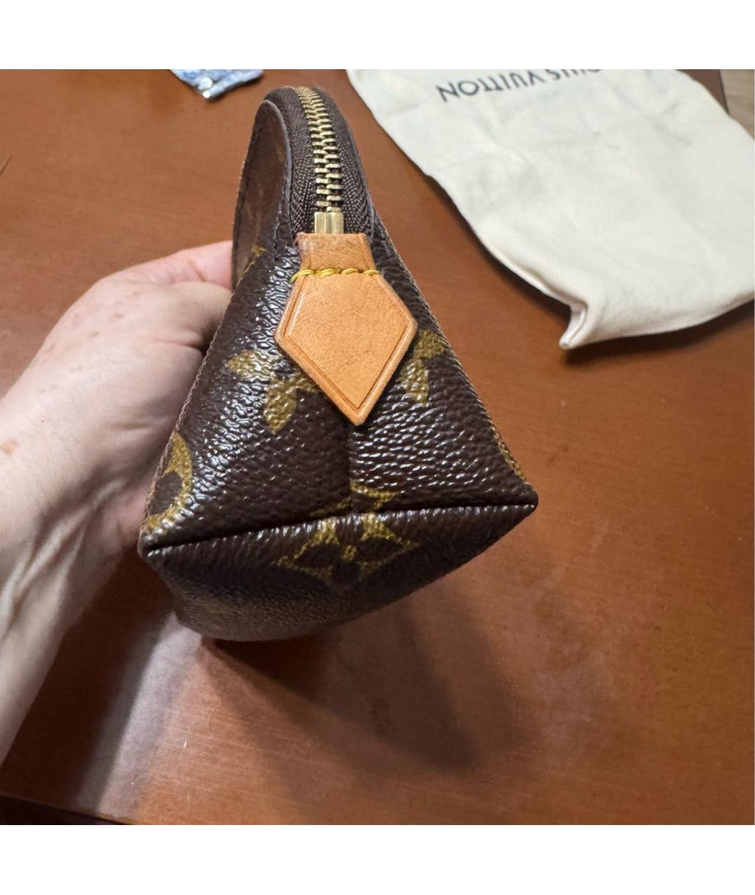 LOUIS VUITTON Коричневая косметичка из искусственной кожи, фото 7