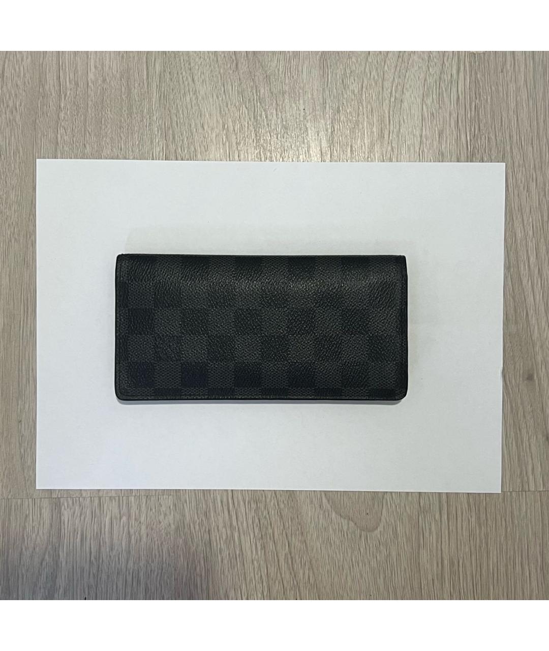 LOUIS VUITTON Антрацитовый кожаный кошелек, фото 2