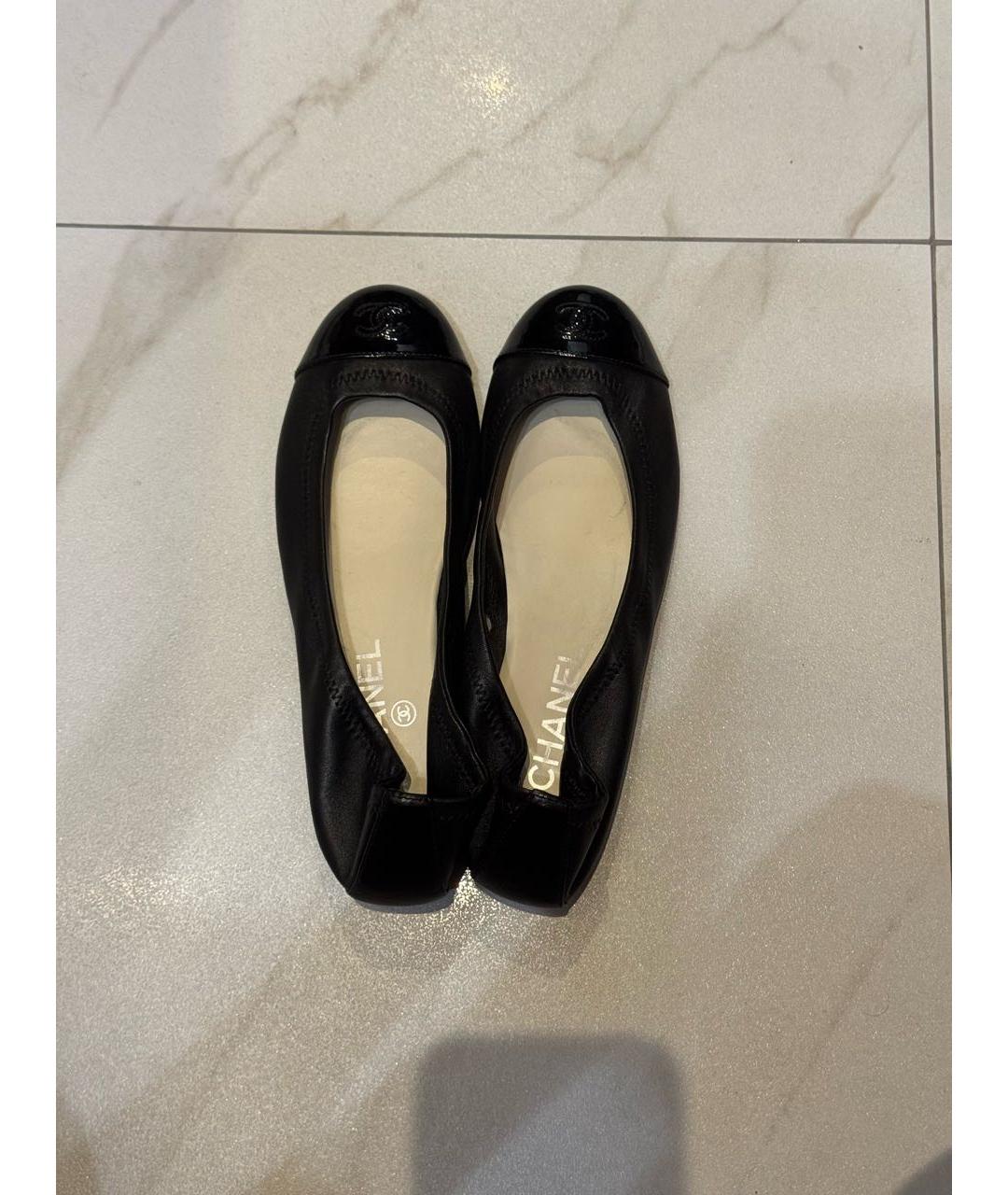 CHANEL Черные кожаные балетки, фото 3