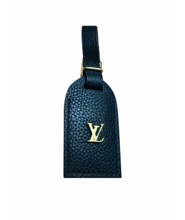 LOUIS VUITTON Брелок