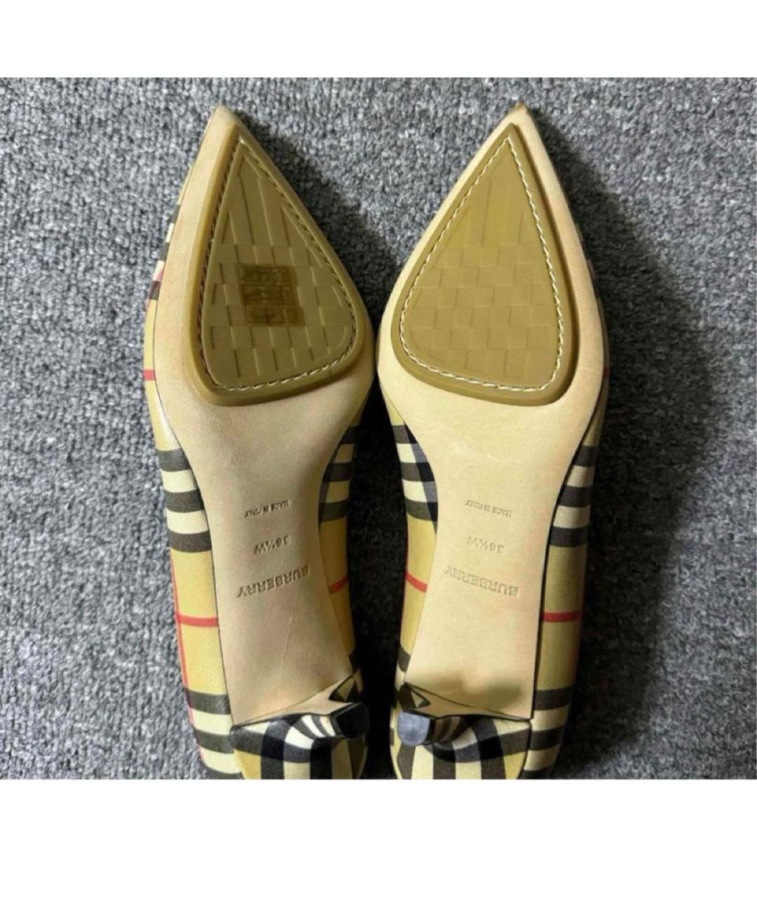 BURBERRY Бежевые лодочки на низком каблуке, фото 4