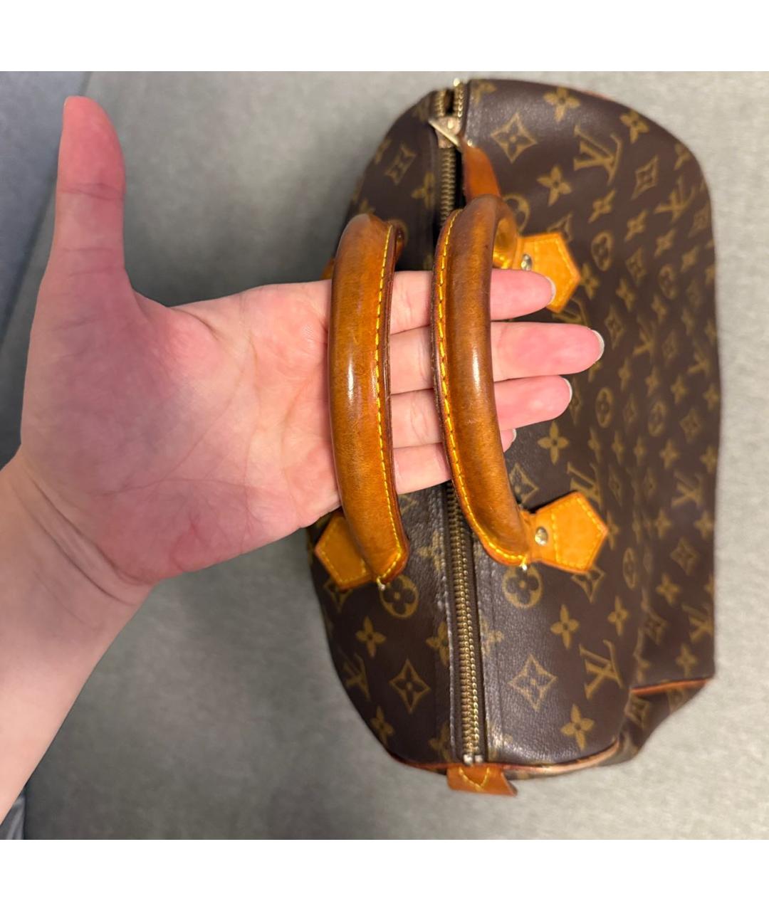 LOUIS VUITTON Коричневая кожаная сумка с короткими ручками, фото 3