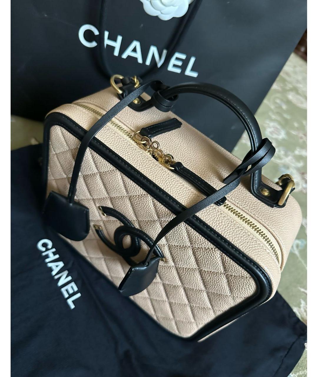 CHANEL Бежевая кожаная сумка через плечо, фото 2