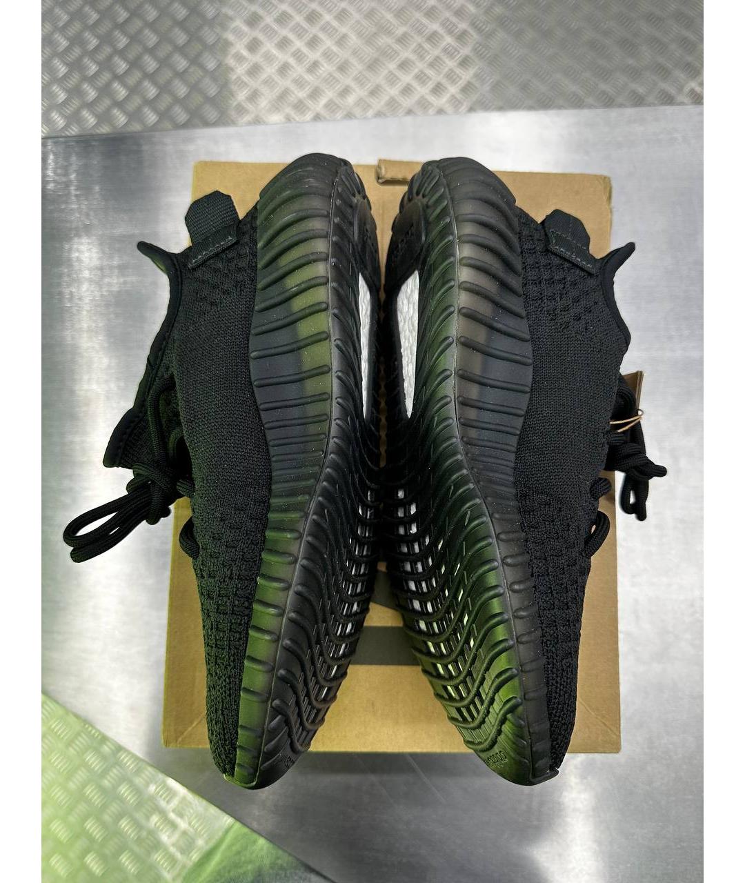 ADIDAS YEEZY Черные текстильные кроссовки, фото 2