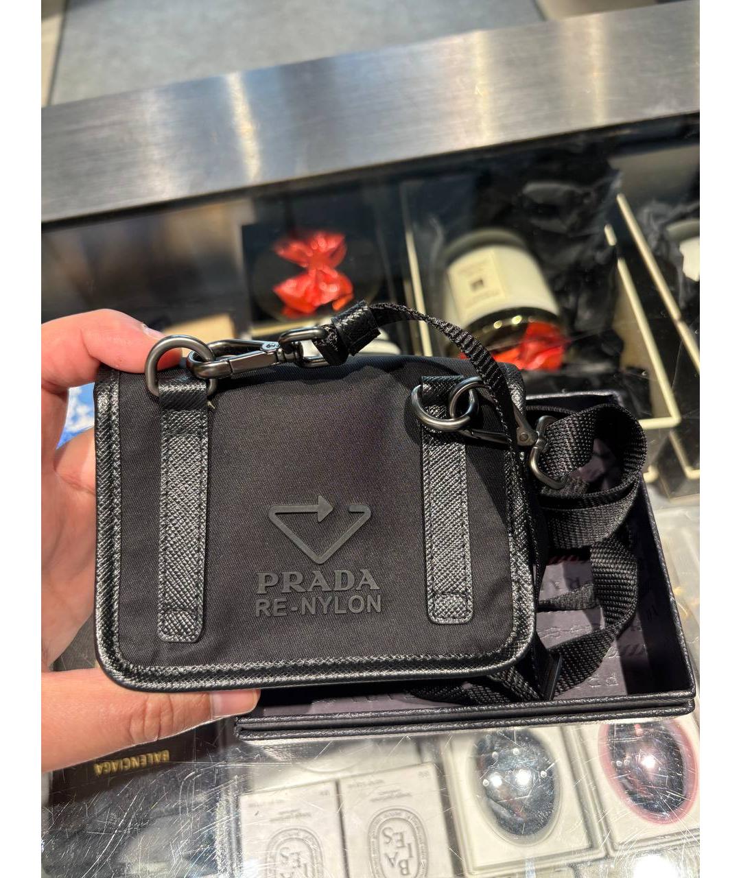 PRADA Черная синтетическая поясная сумка, фото 2