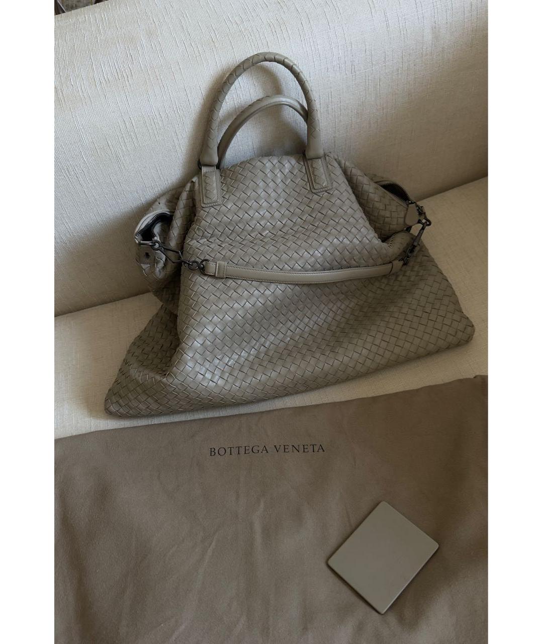 BOTTEGA VENETA Серая кожаная сумка тоут, фото 2