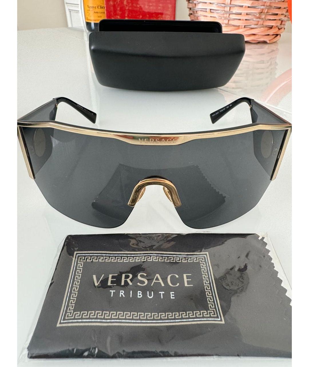 VERSACE Черные пластиковые солнцезащитные очки, фото 2