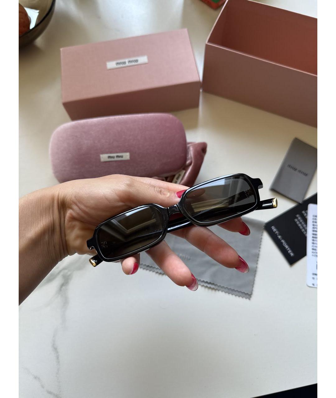 MIU MIU Черные пластиковые солнцезащитные очки, фото 2