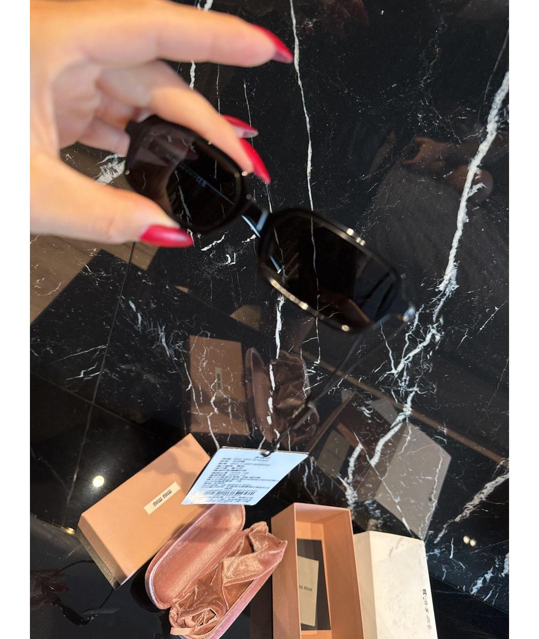 MIU MIU Черные пластиковые солнцезащитные очки, фото 3