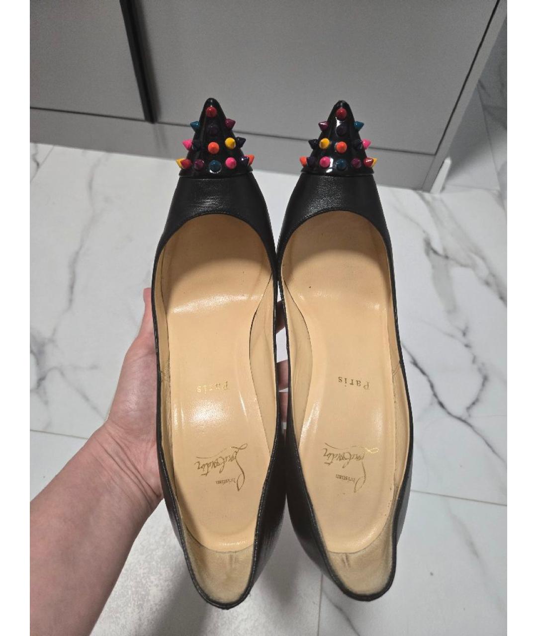 CHRISTIAN LOUBOUTIN Черные кожаные туфли, фото 3