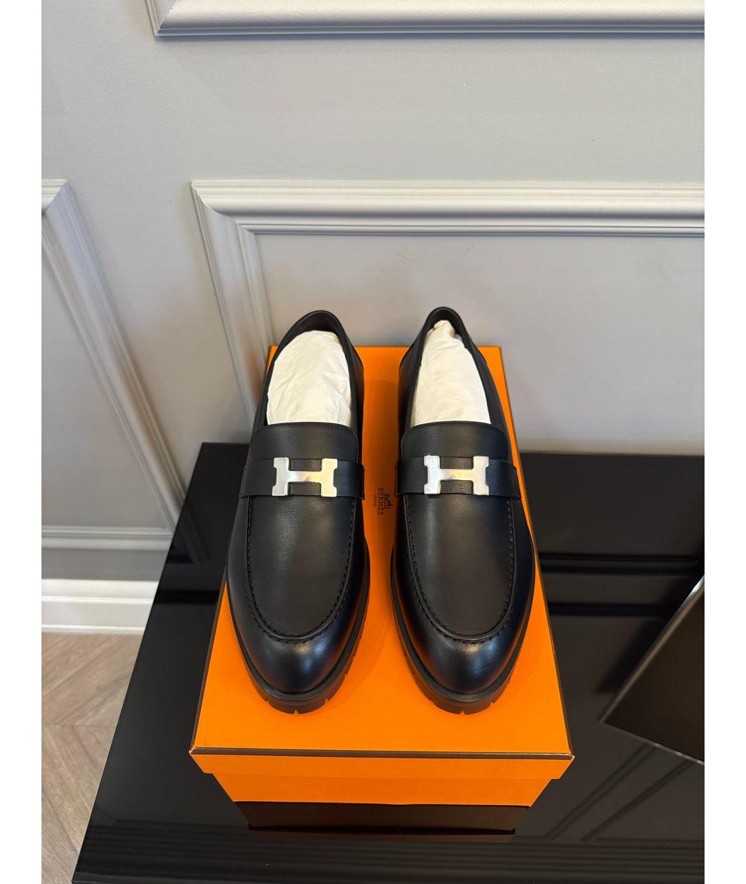 HERMES Черные кожаные лоферы, фото 2