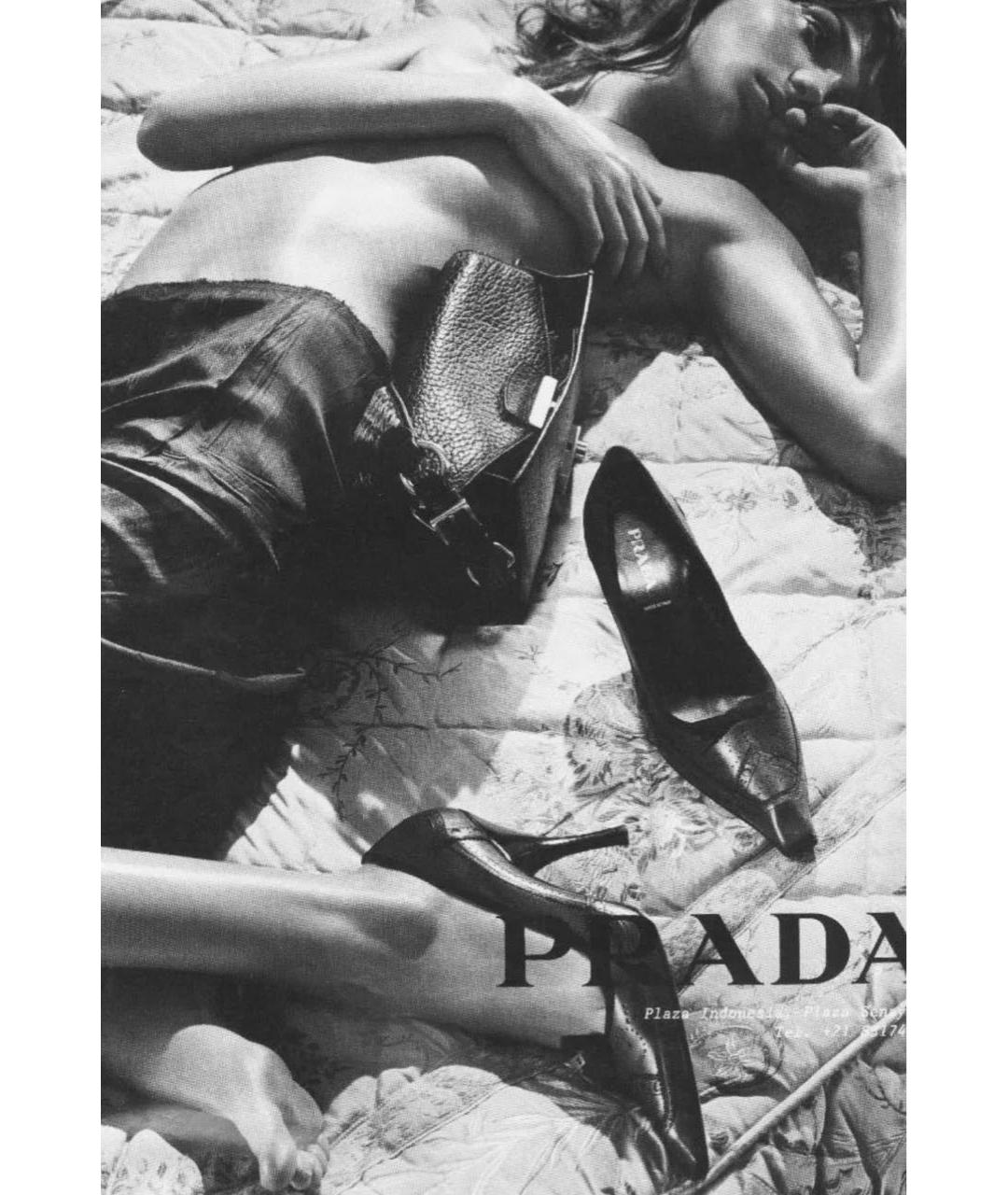 PRADA Черные кожаные лодочки на низком каблуке, фото 5