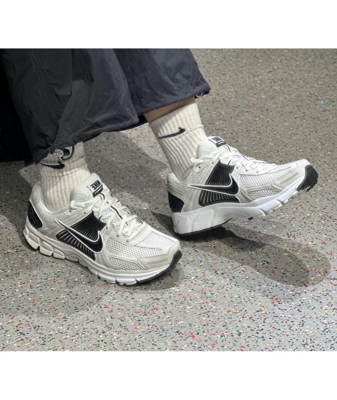 NIKE Белые текстильные низкие кроссовки / кеды, фото 6