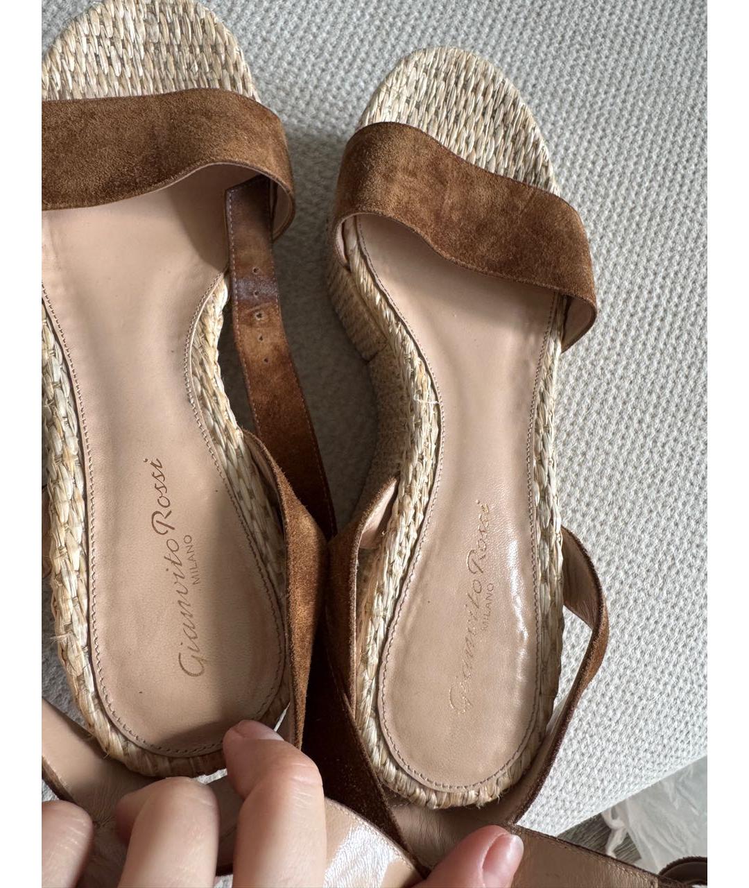 GIANVITO ROSSI Коричневые замшевые босоножки, фото 3