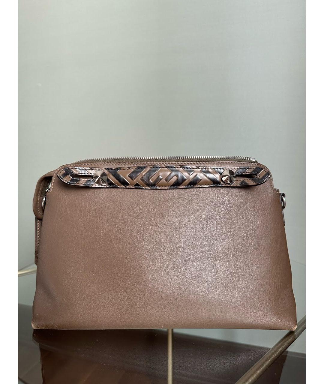 FENDI Коричневая кожаная сумка через плечо, фото 3