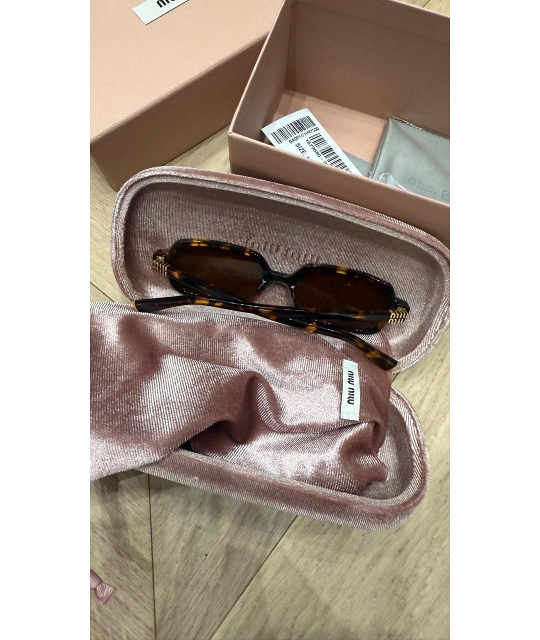 MIU MIU Коричневые пластиковые солнцезащитные очки, фото 3
