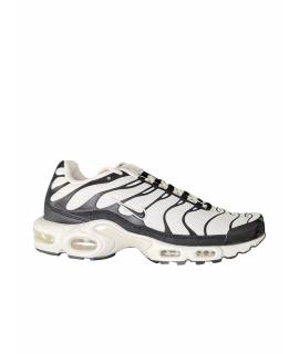 NIKE Низкие кроссовки / кеды