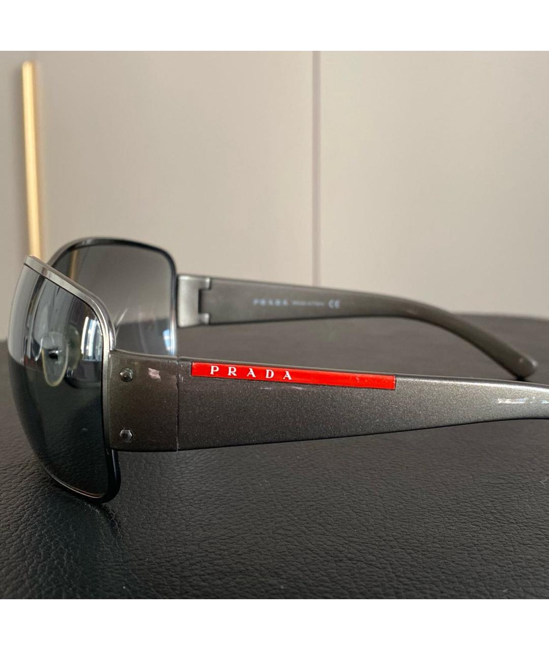 PRADA Серебряные пластиковые солнцезащитные очки, фото 3