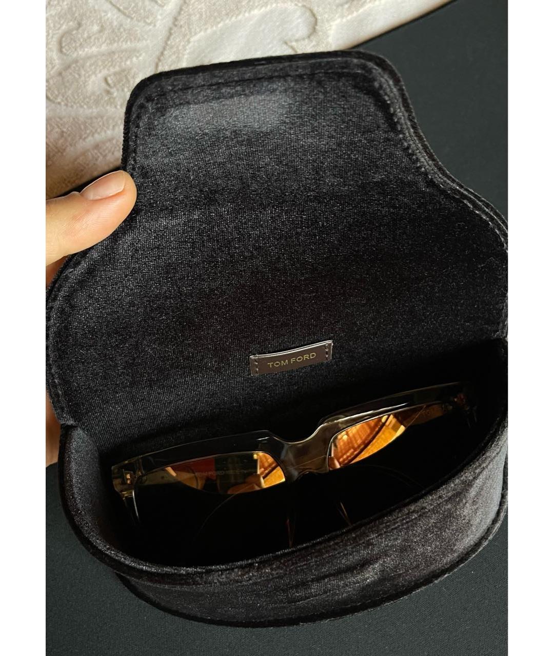 TOM FORD Золотые пластиковые солнцезащитные очки, фото 4