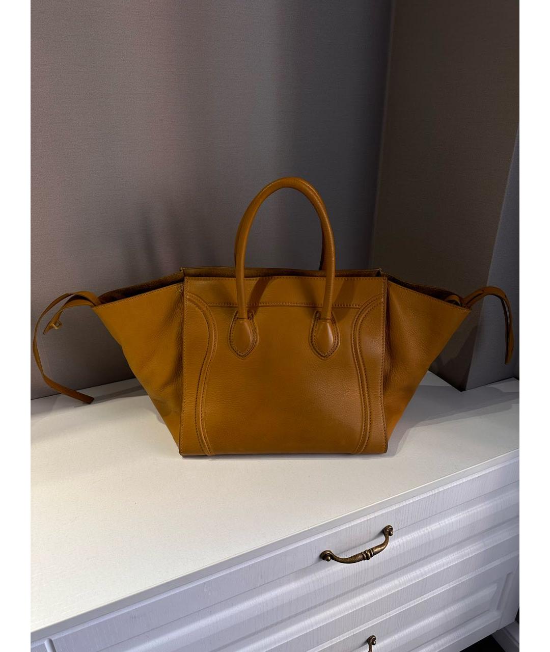 CELINE Горчичная кожаная сумка тоут, фото 3