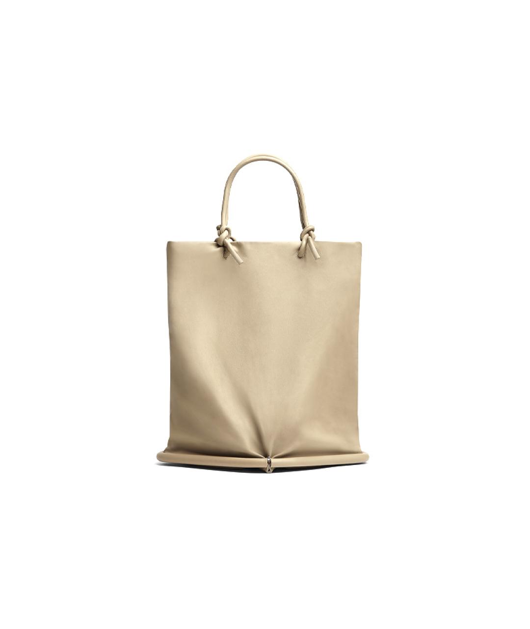 BOTTEGA VENETA Бежевая кожаная сумка с короткими ручками, фото 1