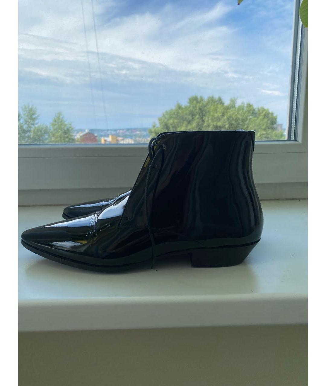 SAINT LAURENT Черные ботильоны из лакированной кожи, фото 9