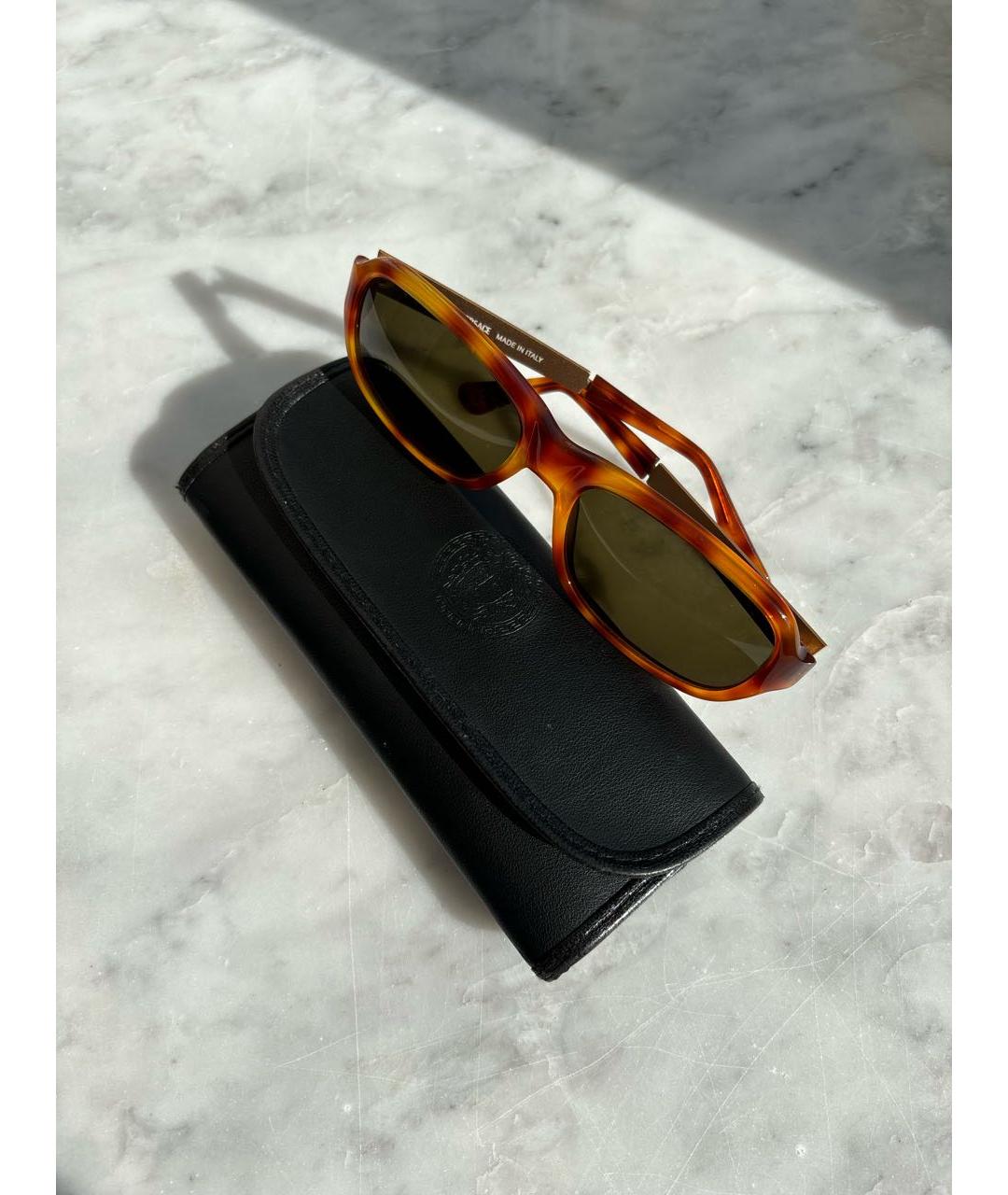 VERSACE Пластиковые солнцезащитные очки, фото 4