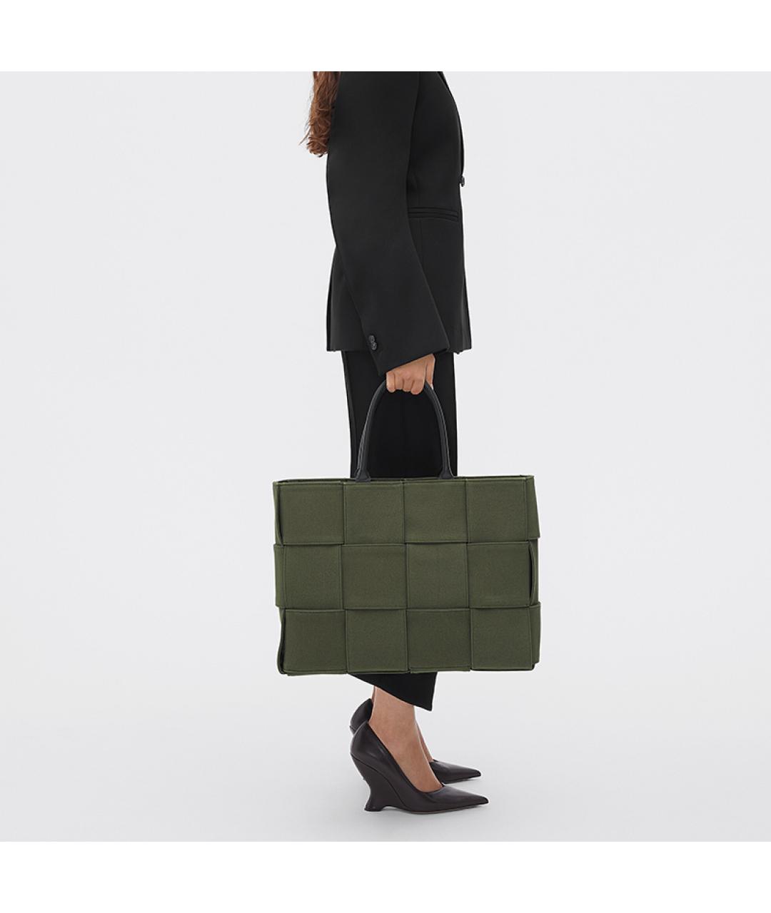 BOTTEGA VENETA Черная кожаная сумка тоут, фото 5