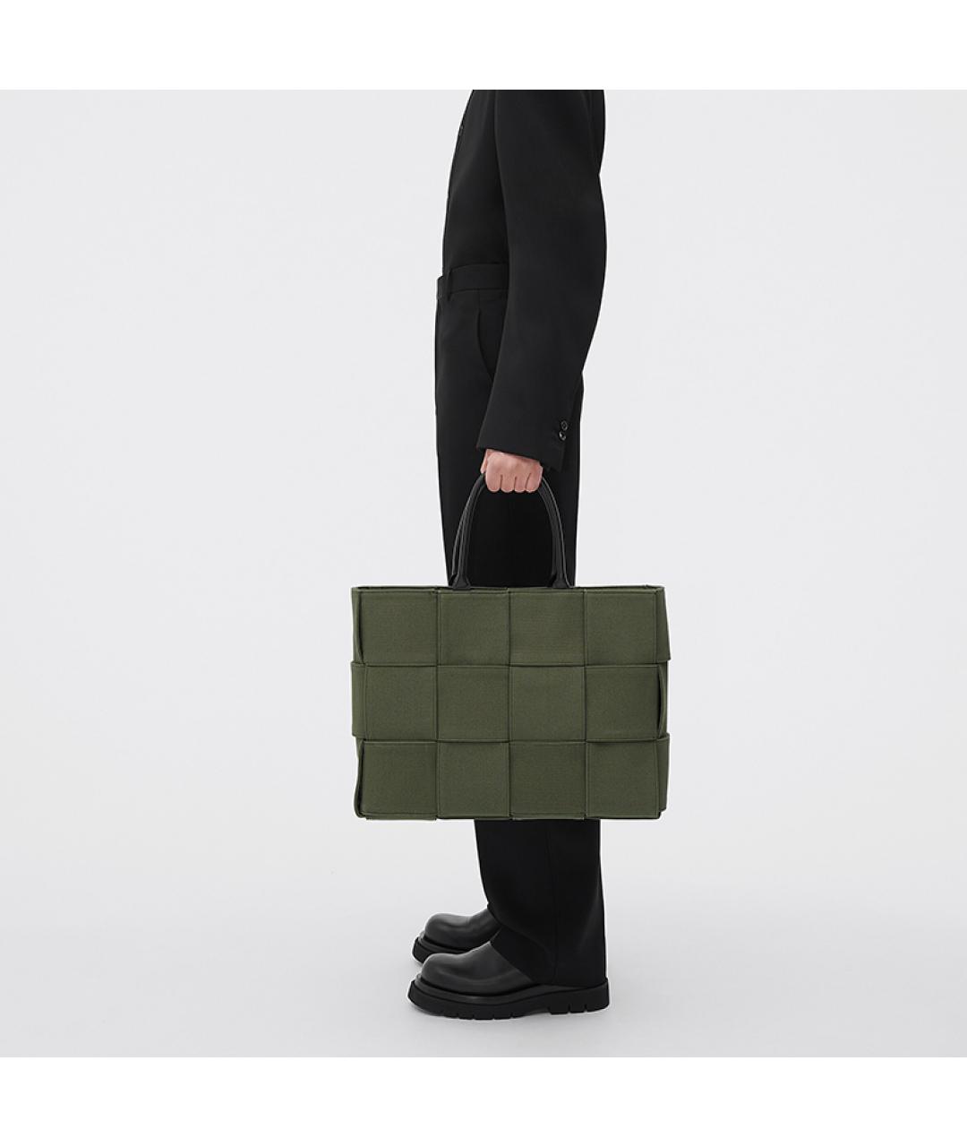 BOTTEGA VENETA Черная кожаная сумка тоут, фото 6