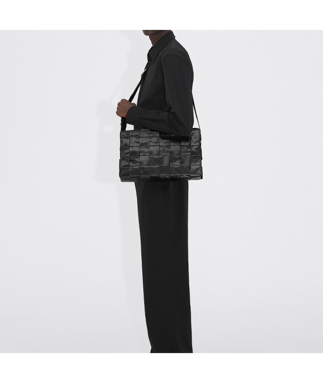 BOTTEGA VENETA Черная кожаная сумка на плечо, фото 7