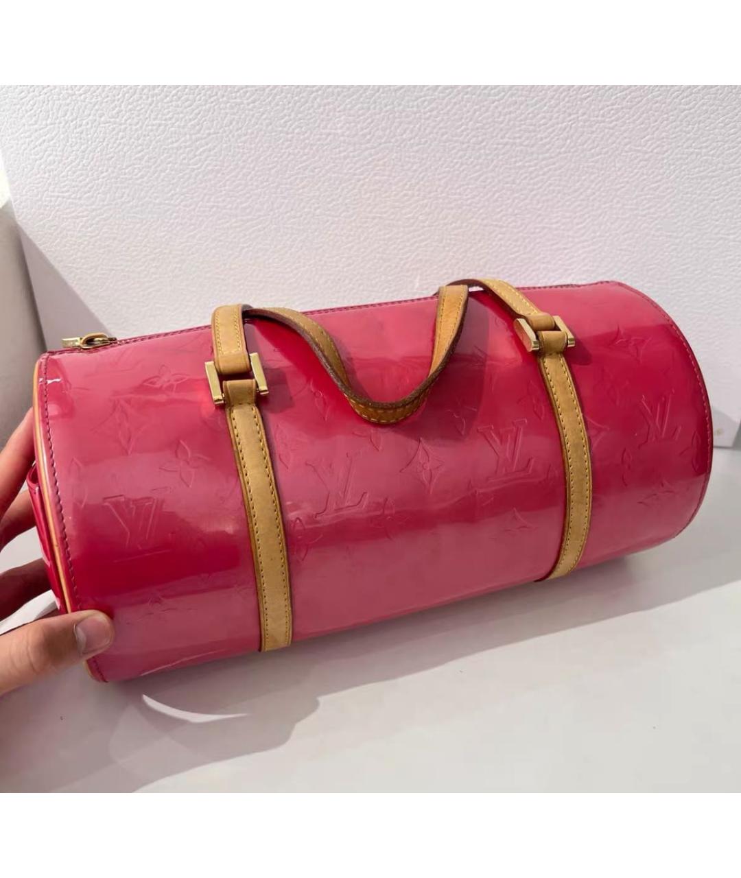 LOUIS VUITTON Красная сумка с короткими ручками из лакированной кожи, фото 2