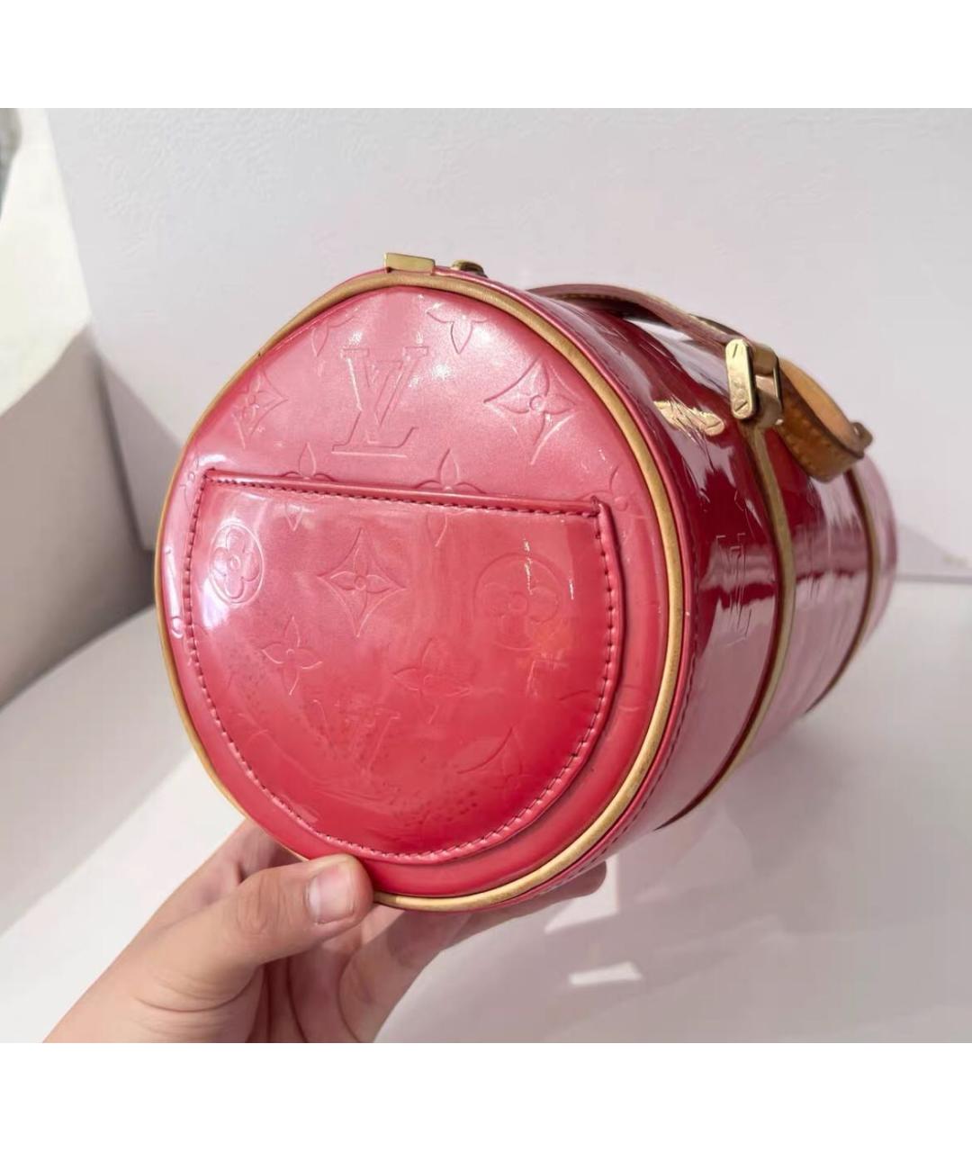 LOUIS VUITTON Красная сумка с короткими ручками из лакированной кожи, фото 3