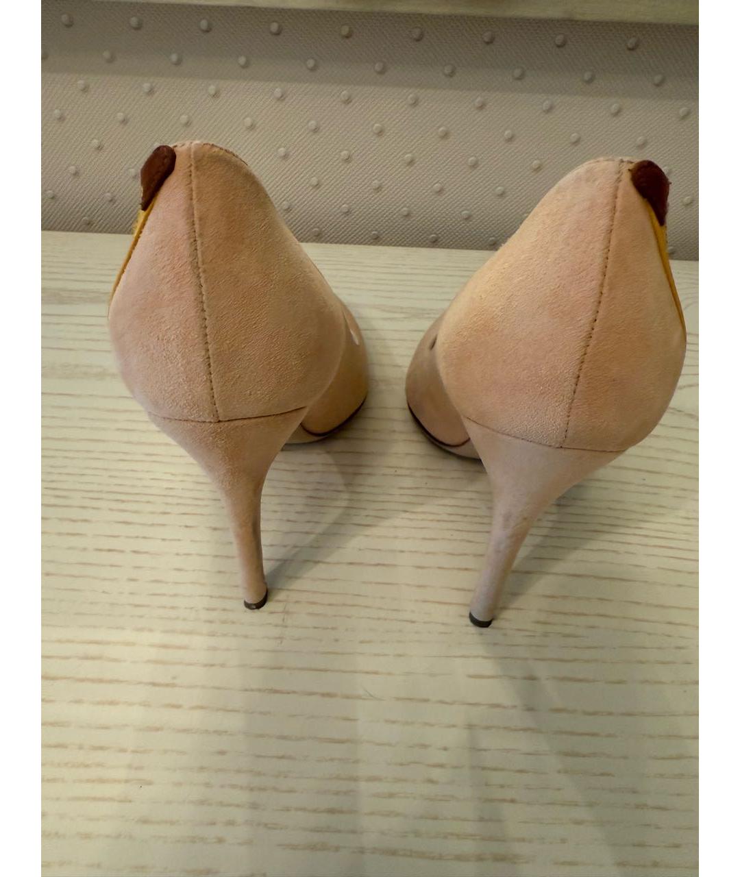 CHARLOTTE OLYMPIA Бежевые кожаные туфли, фото 5