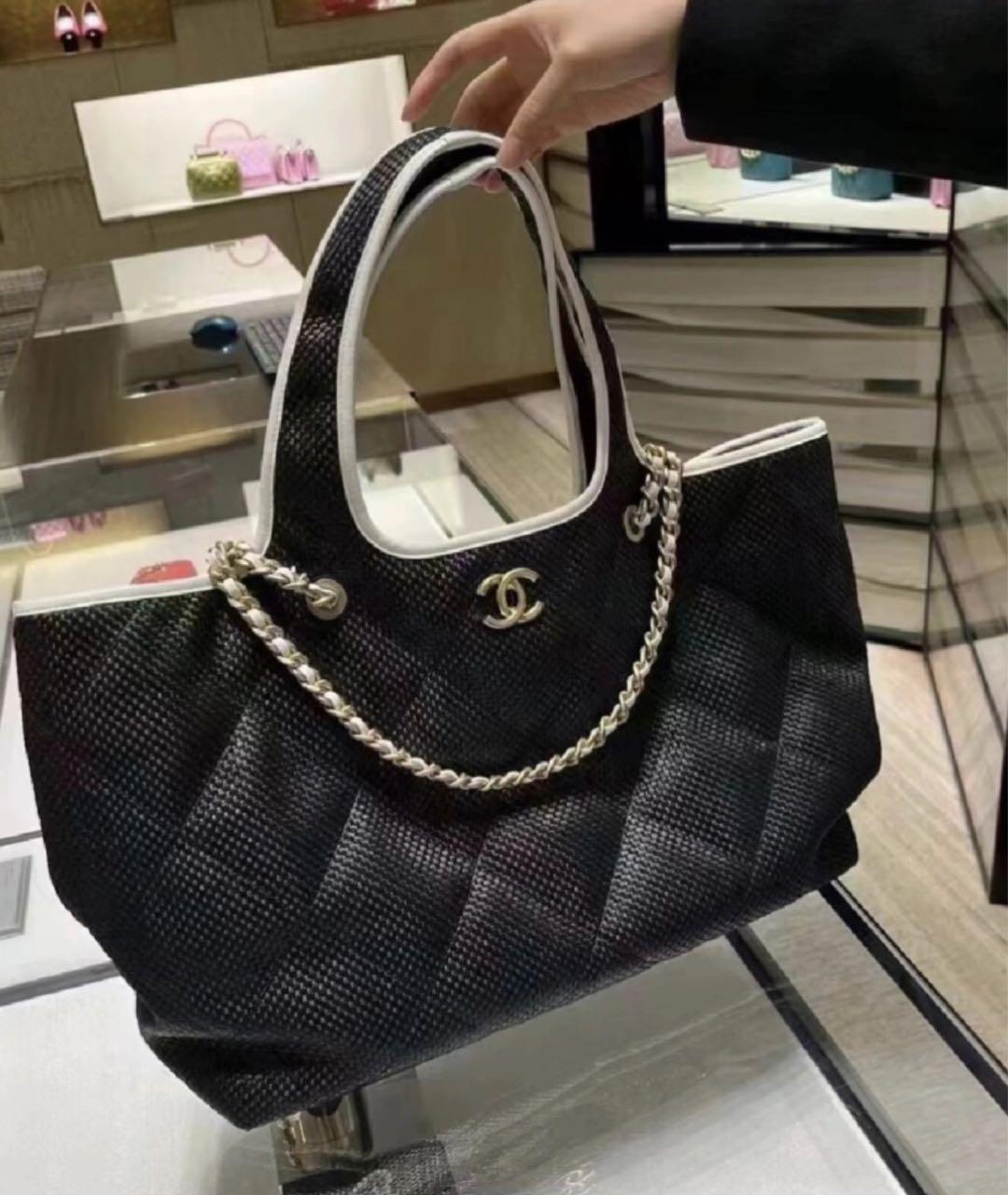 CHANEL Черная пелетеная пляжная сумка, фото 2