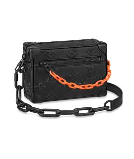 LOUIS VUITTON Сумка на плечо