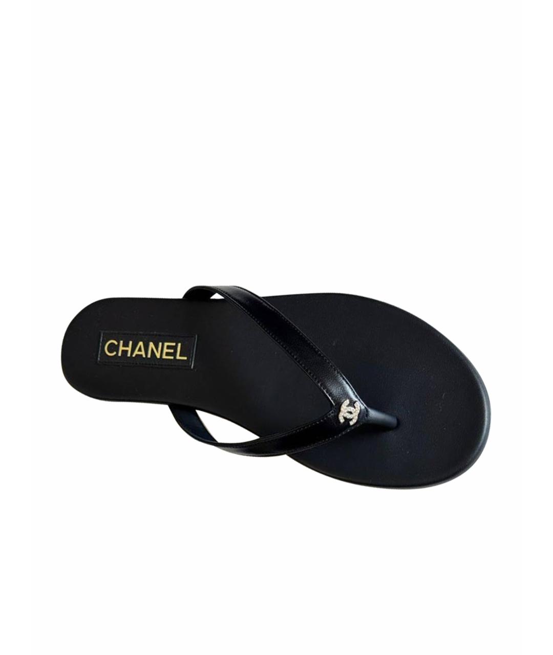 CHANEL Черные шлепанцы, фото 1